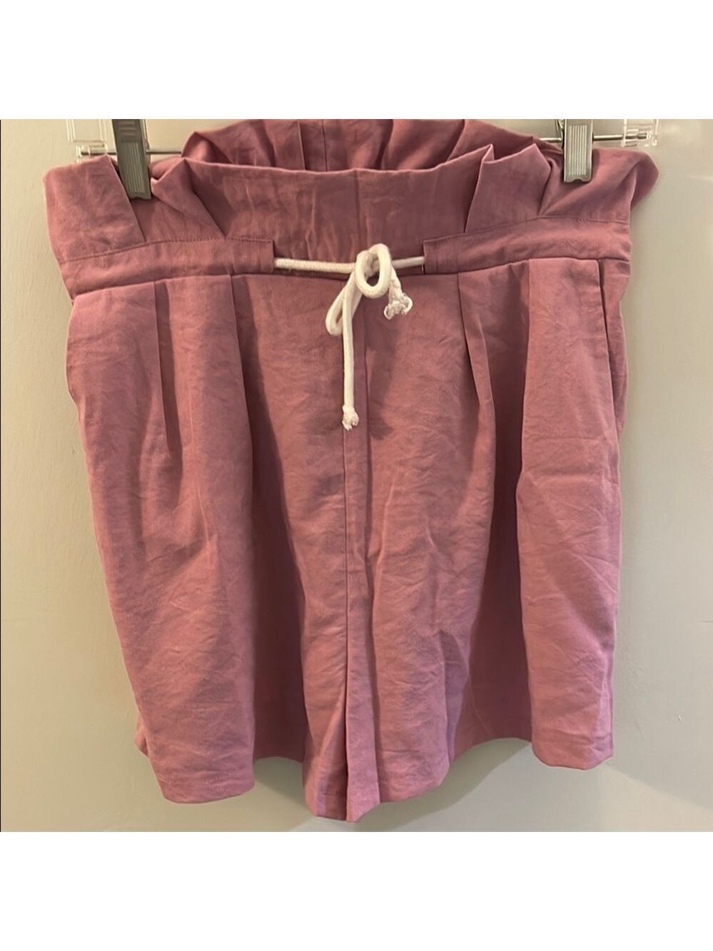 Pink Women's Shorts with Drawstring. New without tag.
